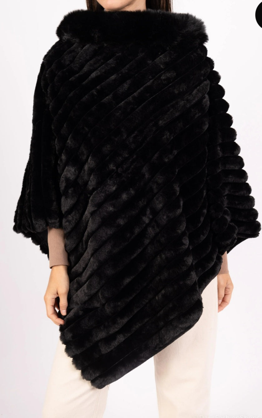 Poncho col fourrure