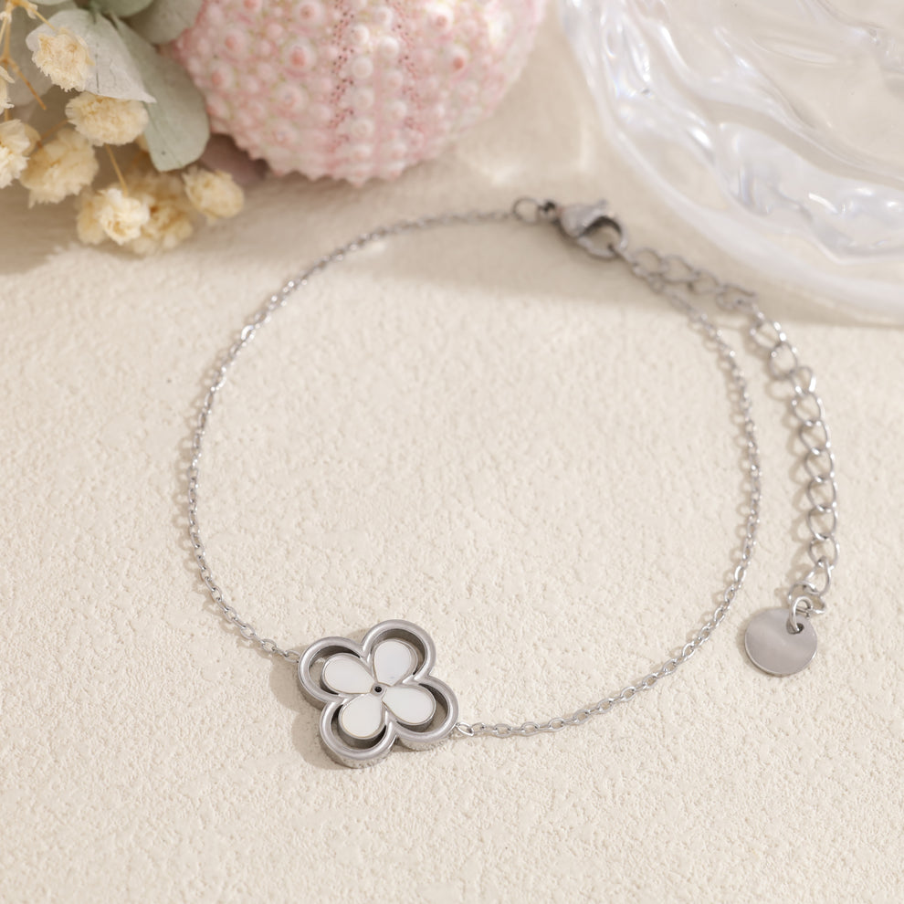 Bracelet fleur nacrée ajouré