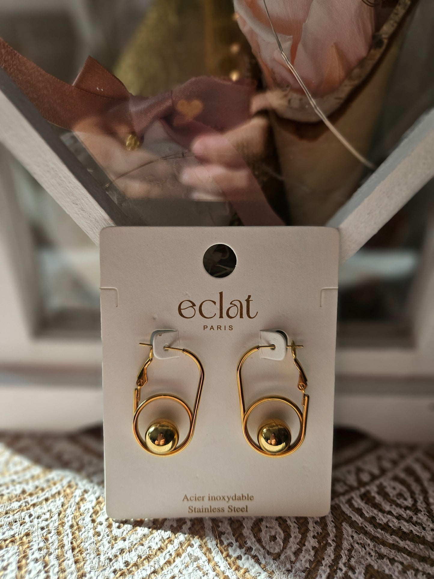 Boucles d'oreilles boule pendante