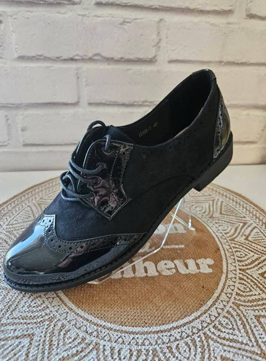 Derbies vernis noir