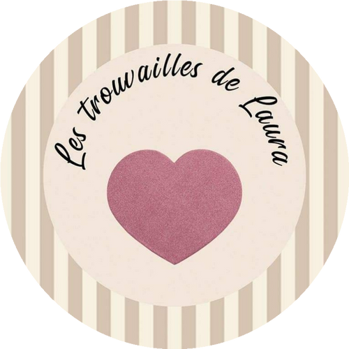 LES TROUVAILLES DE LAURA 