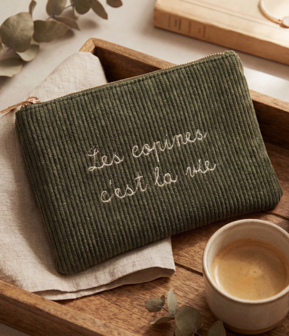 Pochette les copines c'est la vie