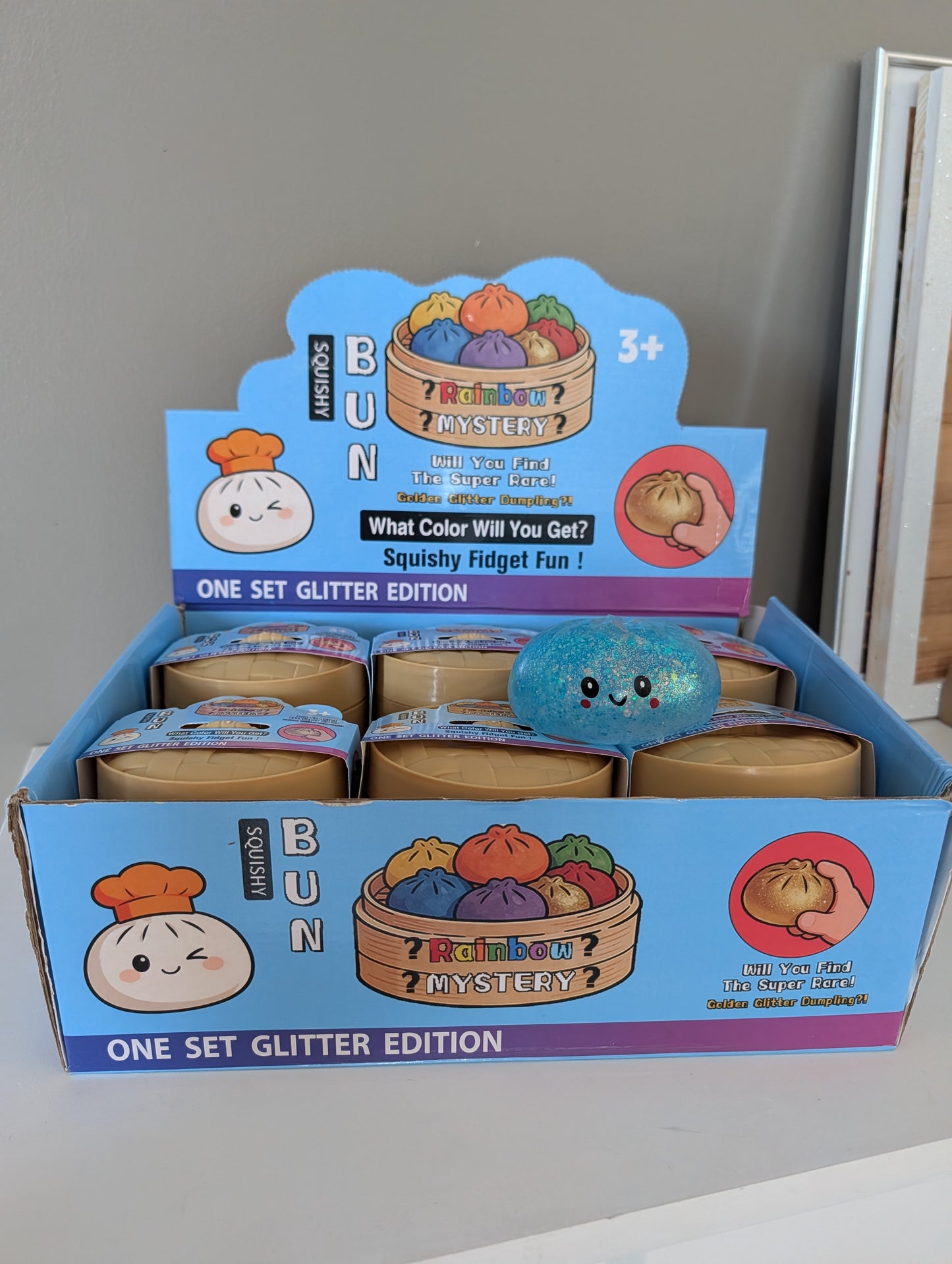 Squishy dumpling paillettes