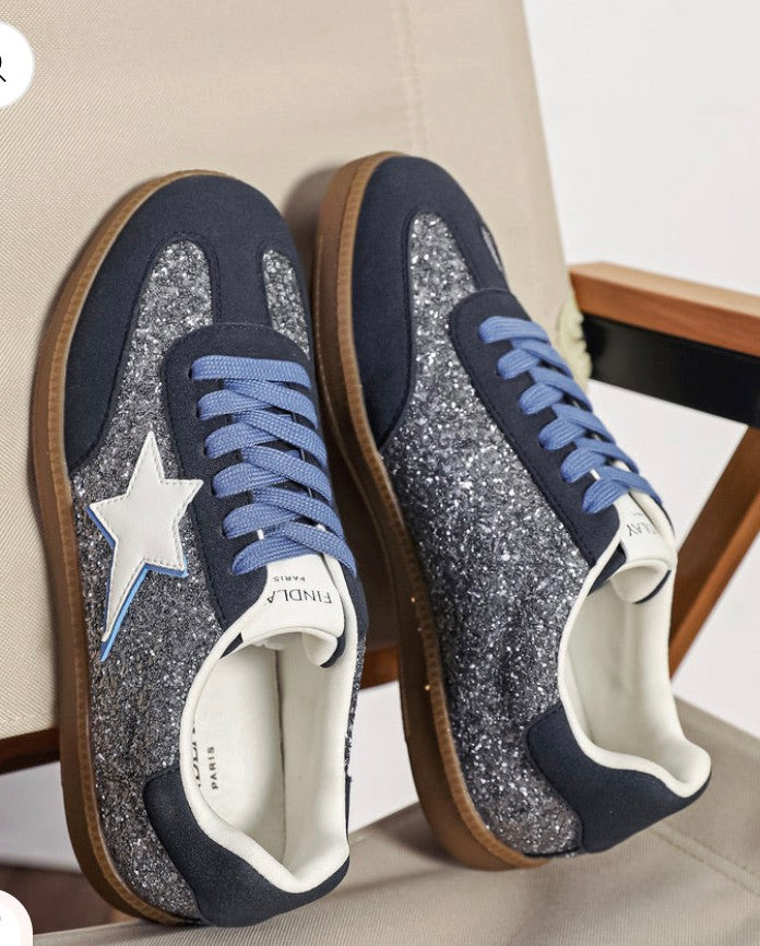 Baskets marine et strass