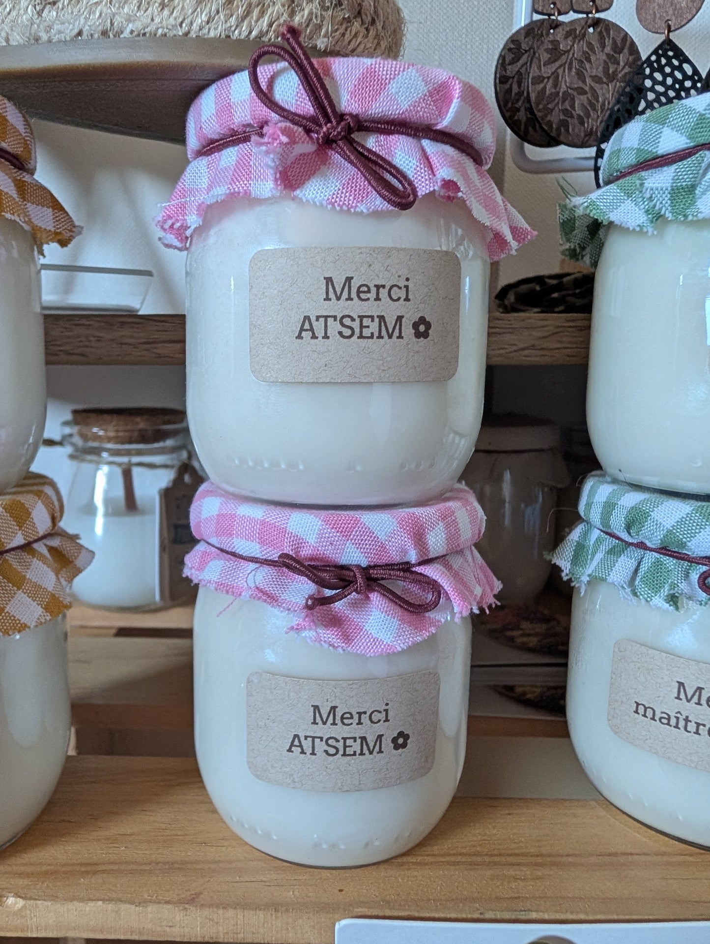 Bougie message. Merci ATSEM