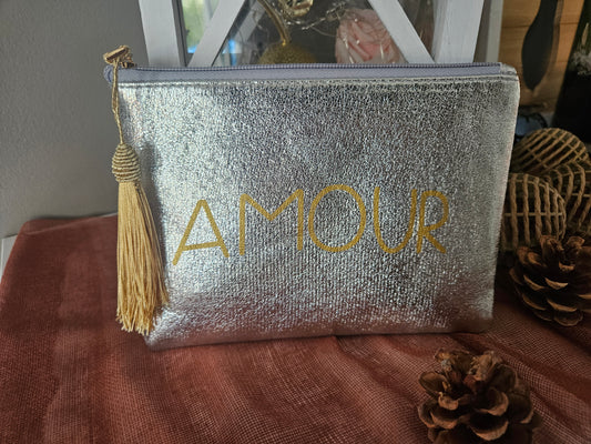 Pochette "AMOUR"